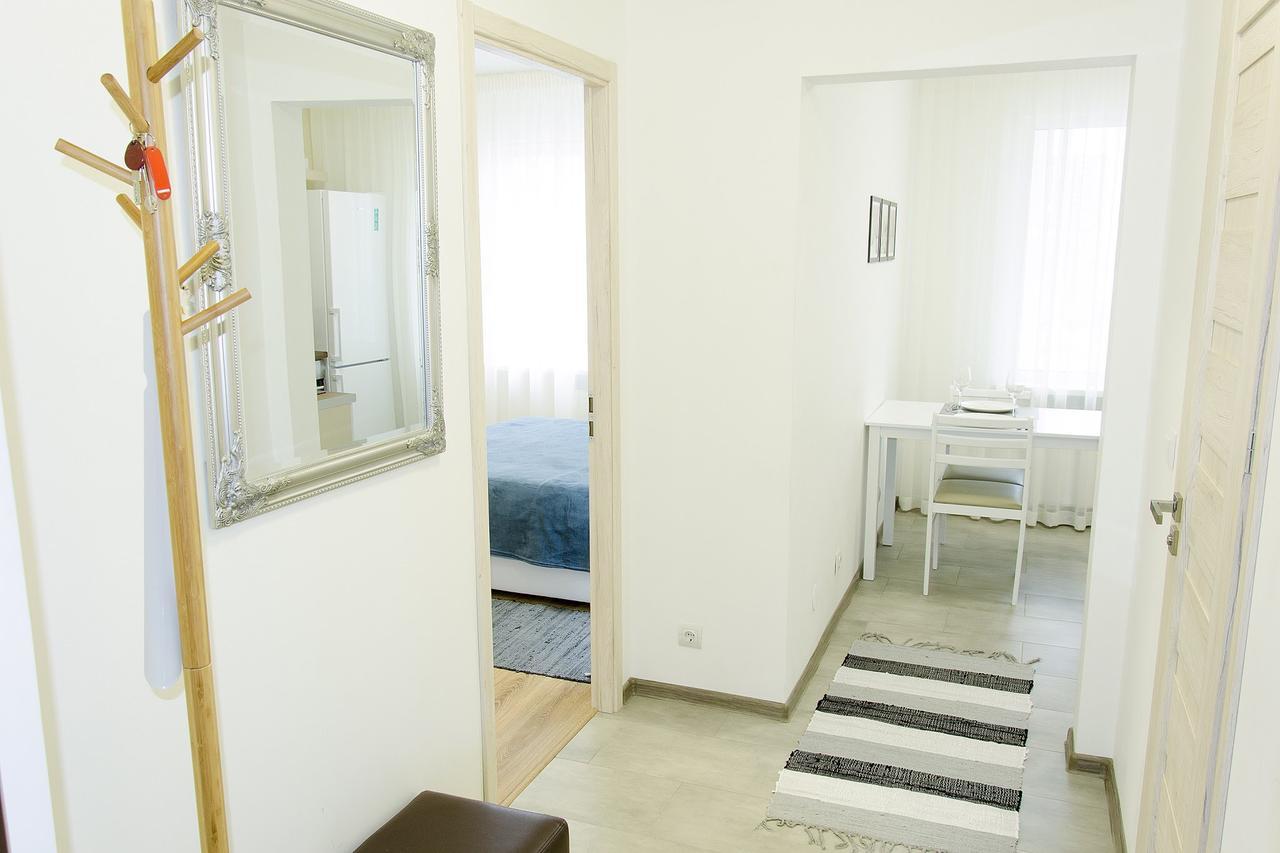 Apartament Delux Light Apartment Kiev Ngoại thất bức ảnh