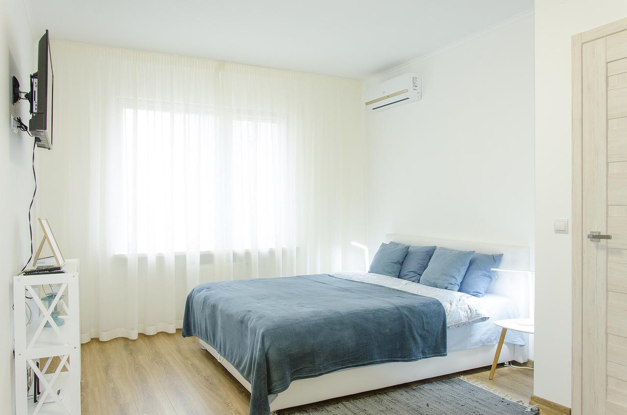 Apartament Delux Light Apartment Kiev Ngoại thất bức ảnh